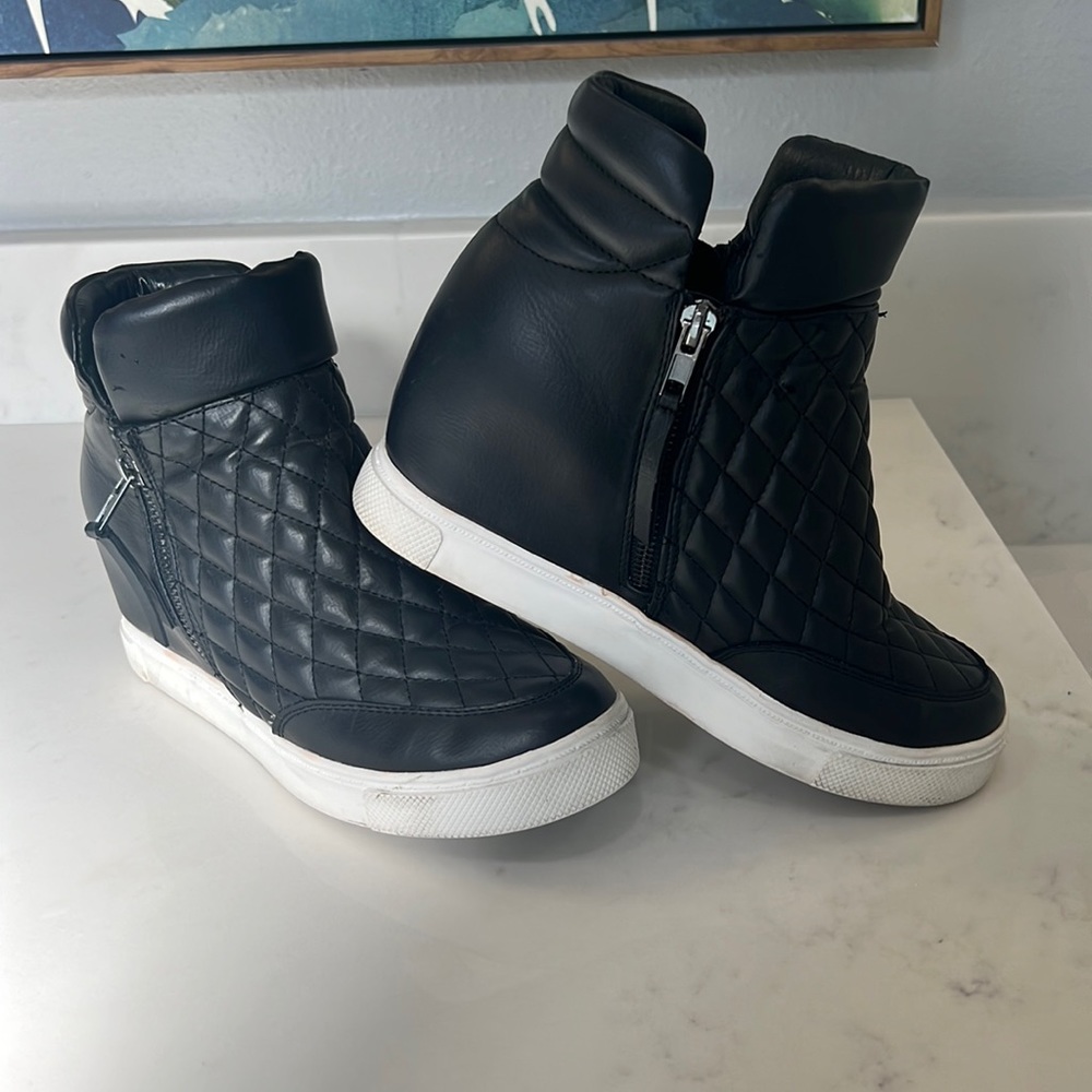 Steve Madden wedge boots